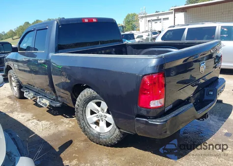 2018 Ram 1500 Express 4X4 6'4 Box из США, поврежденный, VIN 1C6RR7FT6JS256826